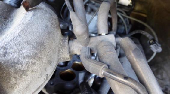 1990 Aerostar transmission / vacuum hose problem - Ford Truck